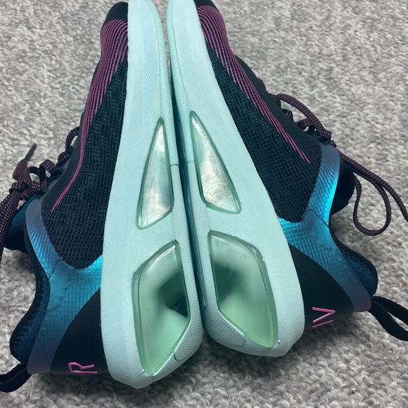 Nike Air Max - Women’s 11 - Brand New - Picture 8 of 8